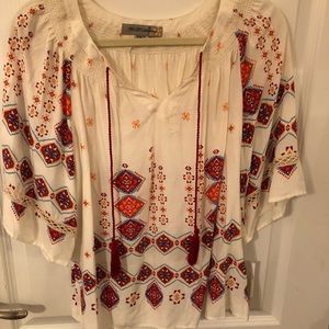 Flowy boutique style shirt